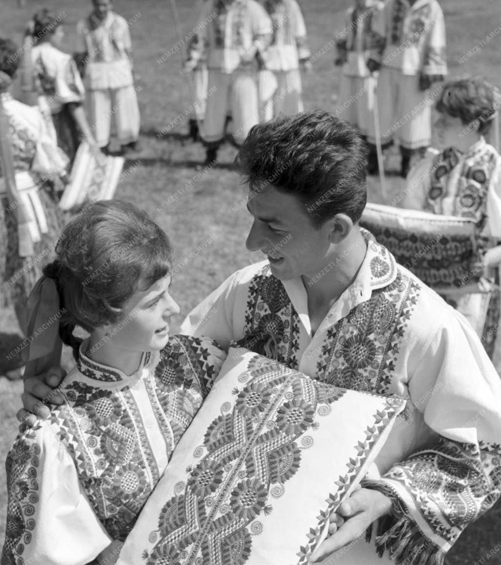 Kultúra - Néphagyomány - Buzsáki Népi Együttes