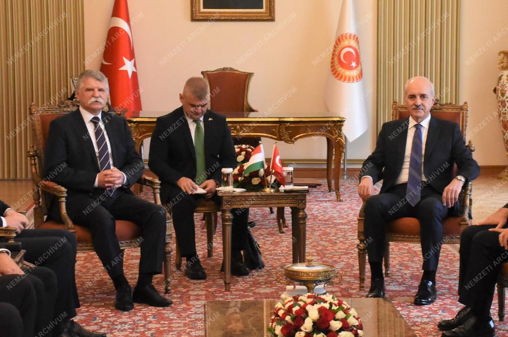 Kövér László Ankarában