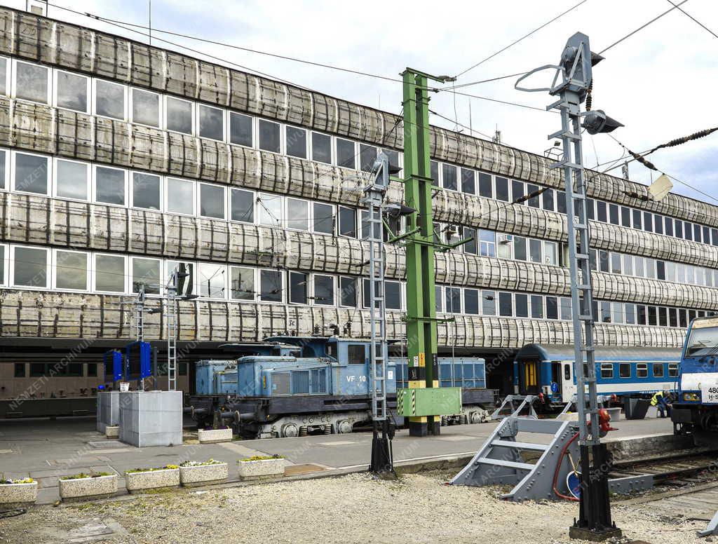 Közlekedés - Budapesti Déli pályaudvar