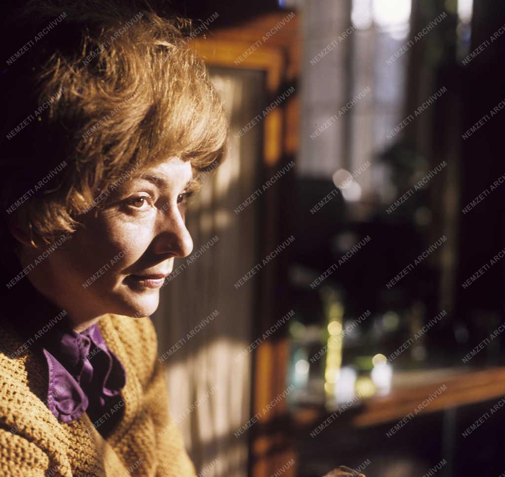 Kultúra - Csernus Mariann színésznő