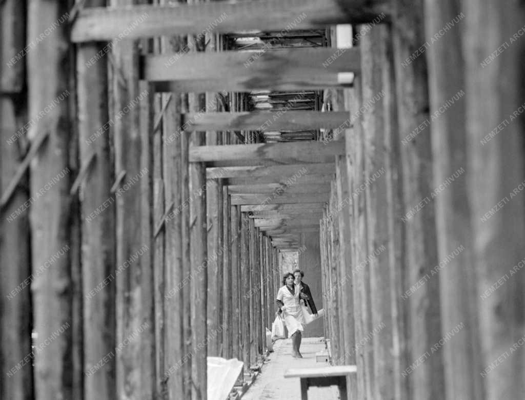 Városkép - Budapesti udvarok - Állványerdő