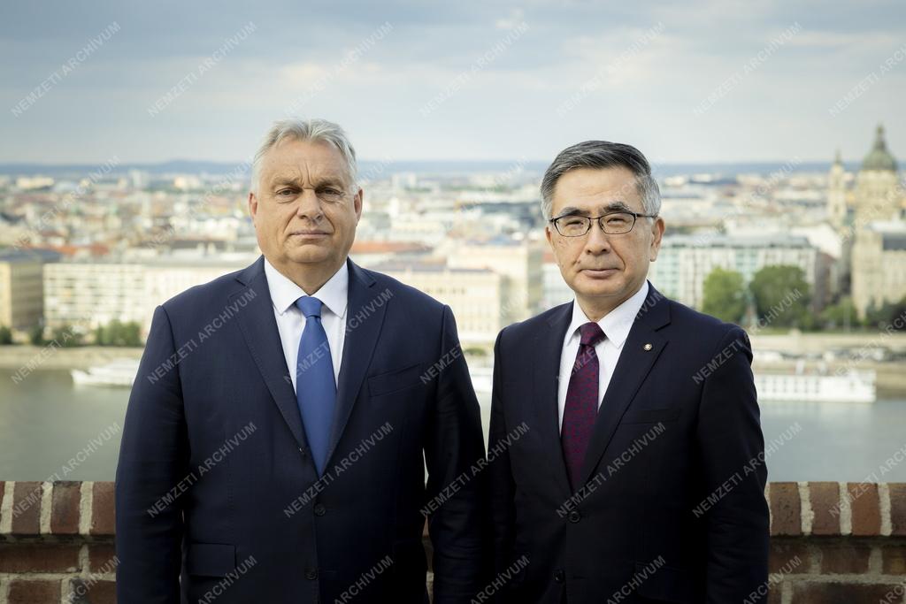 Orbán Viktor Toshihiro Suzukival tárgyalt
