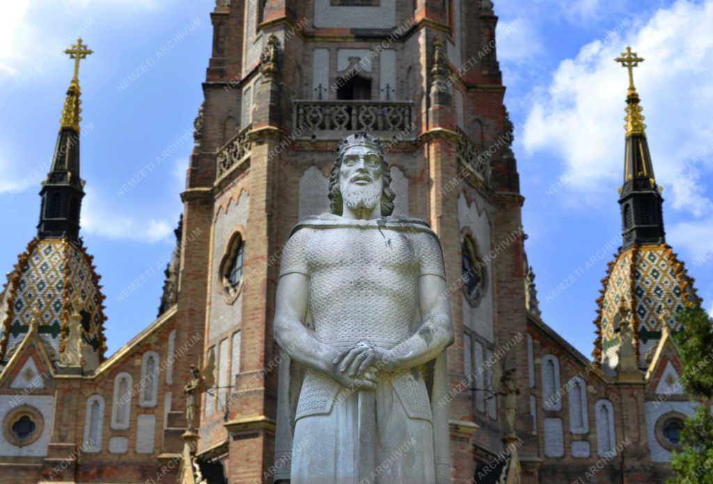 Budapest -  Szent László szobor