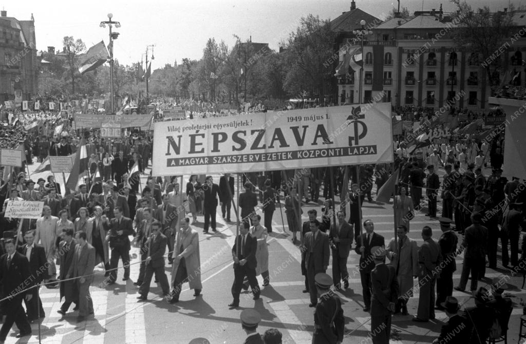 Ünnep – Május elsejei felvonulás