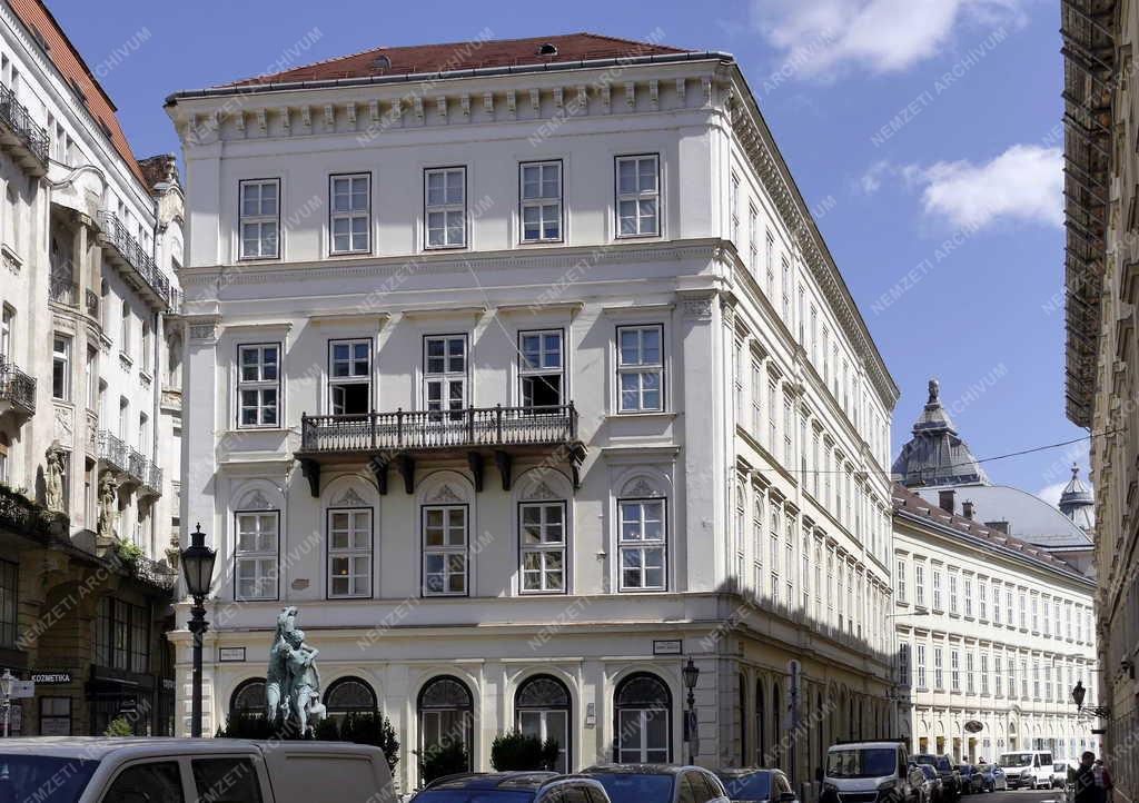 Városkép - Budapest - Szomory Dezső tér