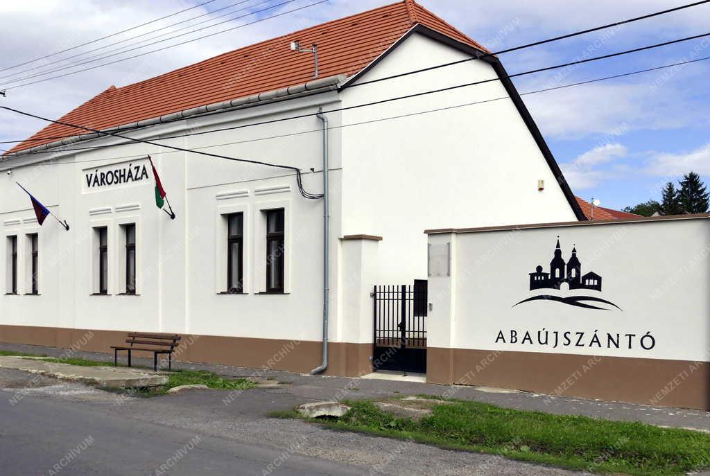 Városkép - Abaújszántó - Polgármesteri Hivatal