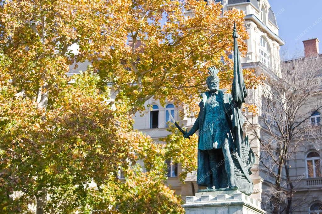 Műalkotás - Budapest - Zrínyi Miklós szobra