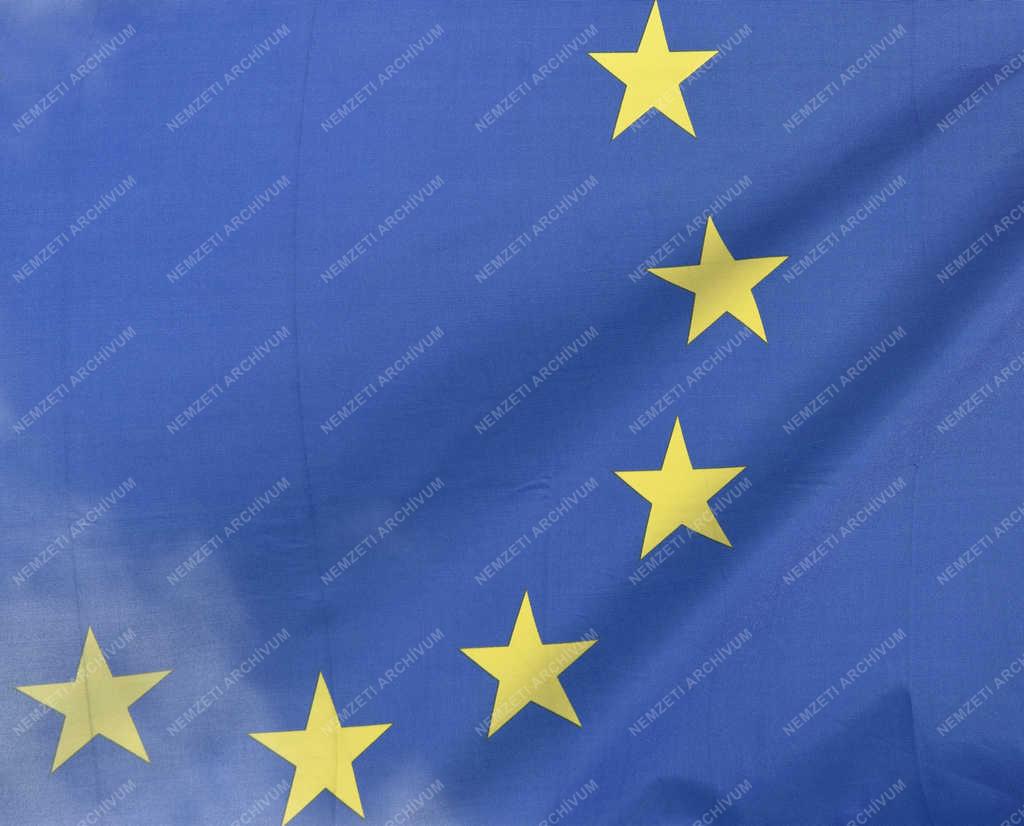 Jelkép - Budapest - Európa zászló