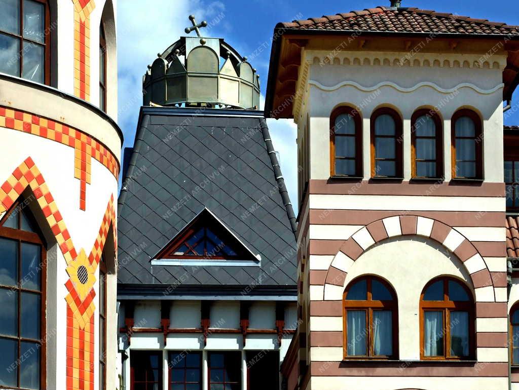 Városkép - Révkomárom  - Az Európa-udvar épületei