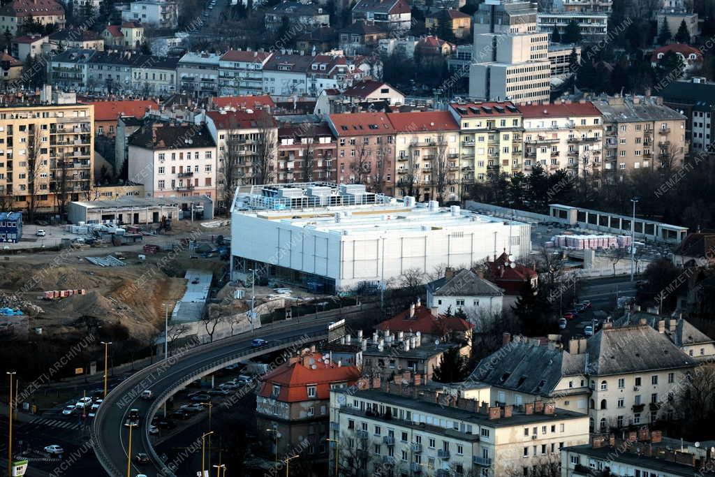 Városkép - Budapest - Látkép a fővárosra a Sas-hegyi természetvédelmi területről