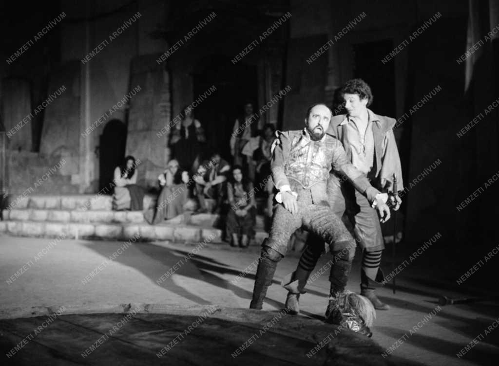 Kultúra - Színház - Szentendrei Teátrum - La Mancha lovagja