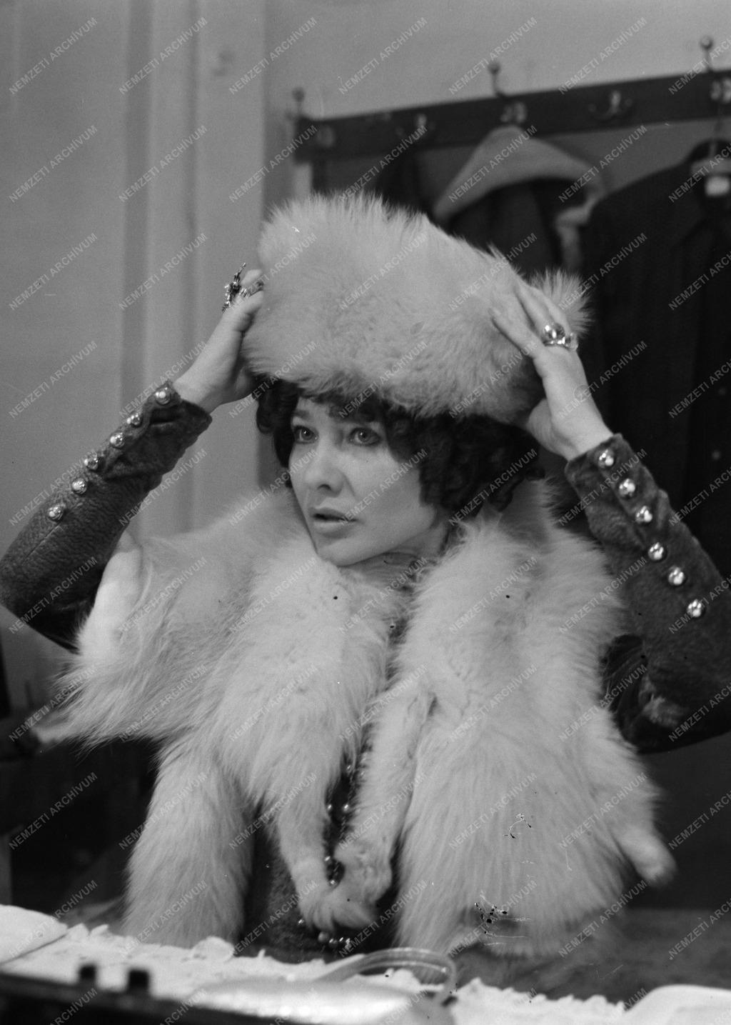 Személy - Törőcsik Mari