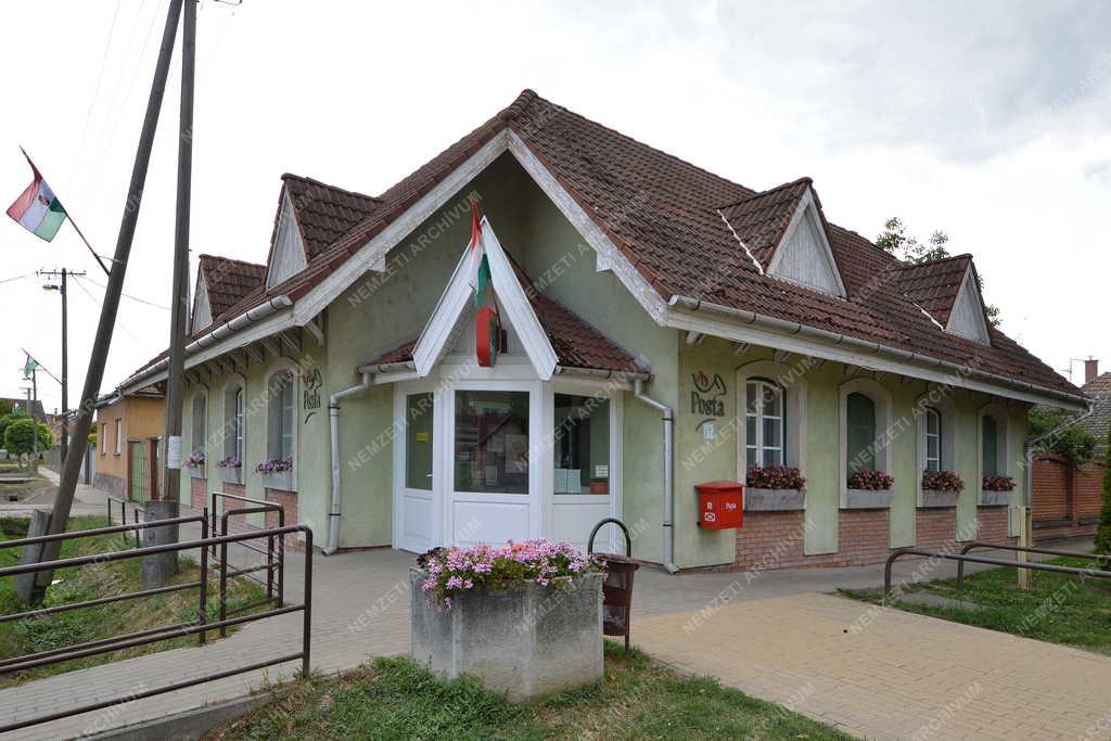 Szolgáltatás - Dusnok - Postahivatal