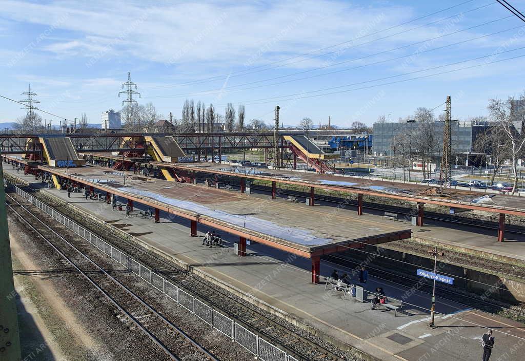 Közlekedés - Budapest - Kőbánya-Kispest vasútállomás