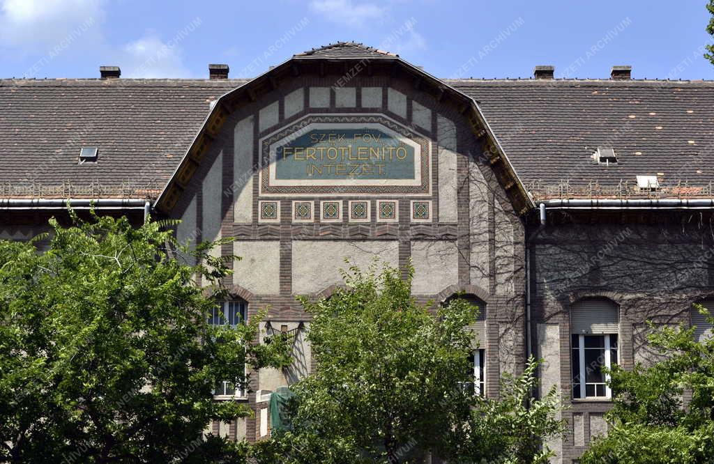 Épület - Budapest - Az ÁNTSZ épületének részlete