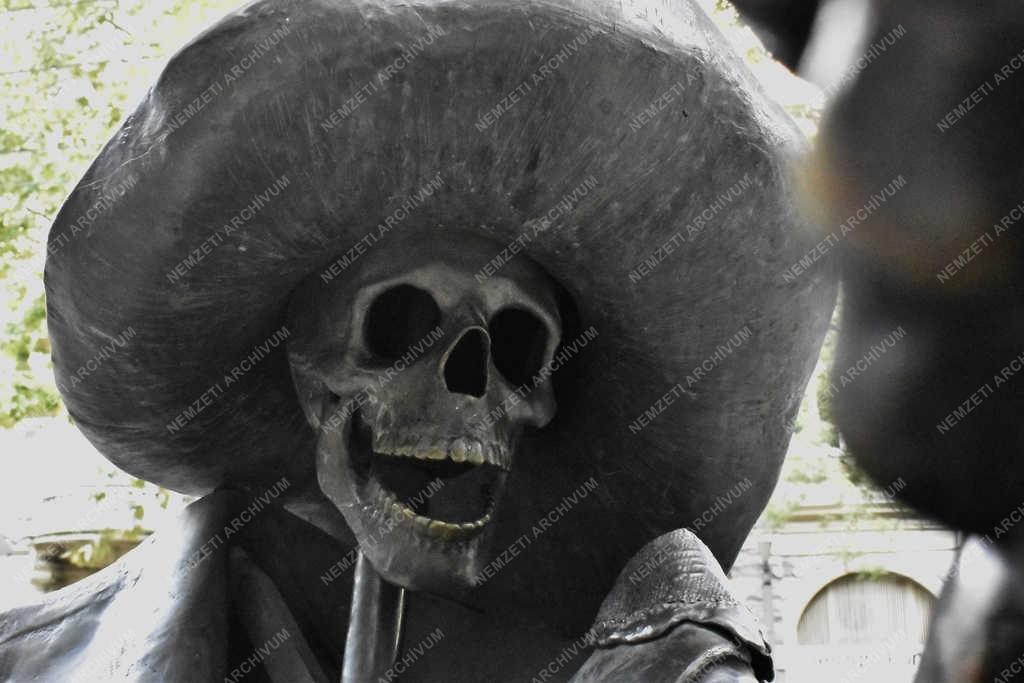 Köztéri szobor - Budapest - Hofi Géza