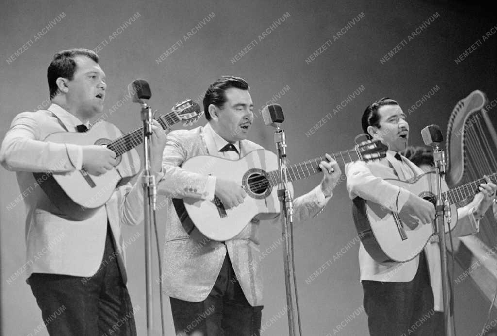 Kultúra - Los Paraguayos Együttes koncertje