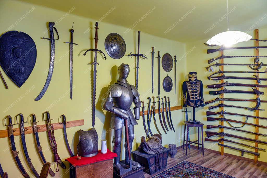 Kultúra - Történelmi fegyvergyűjtemény Felsőtárkányban