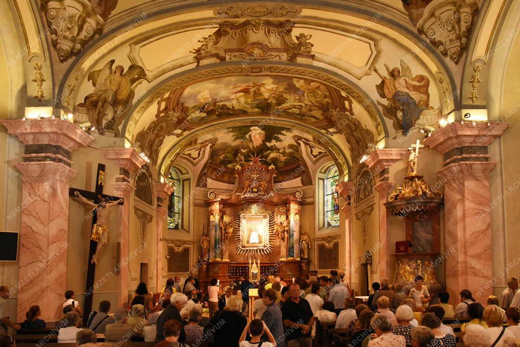 Vallás - Szentkút - A Nagyboldogasszony-templom