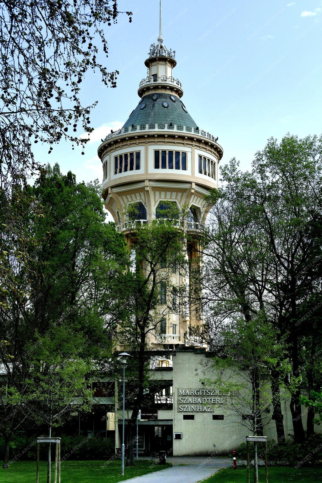 Városkép - Budapest - Tavasz a Margit-szigeten