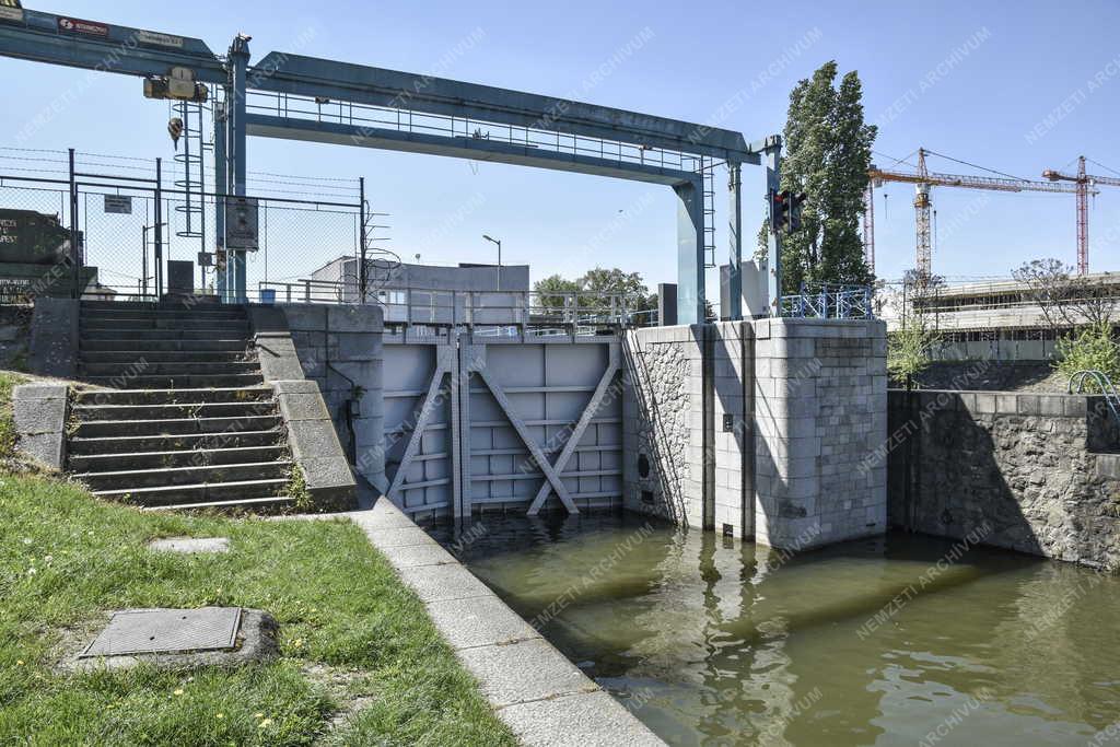 Közlekdés - Kvassay hajózsilip