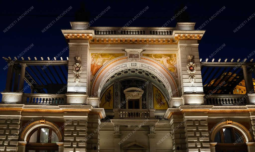 Esti városkép - Budapest - Várkert Bazár 