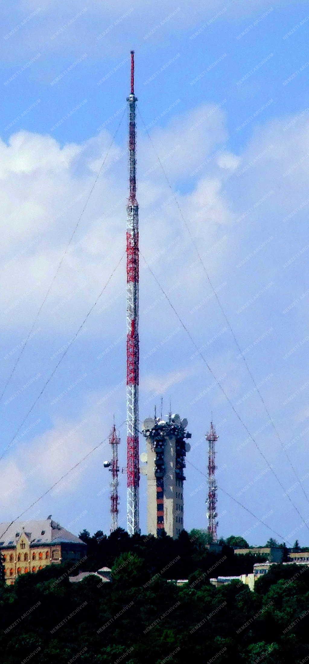 Távközlés - Budapest - Az Antenna Hungária adóállomása