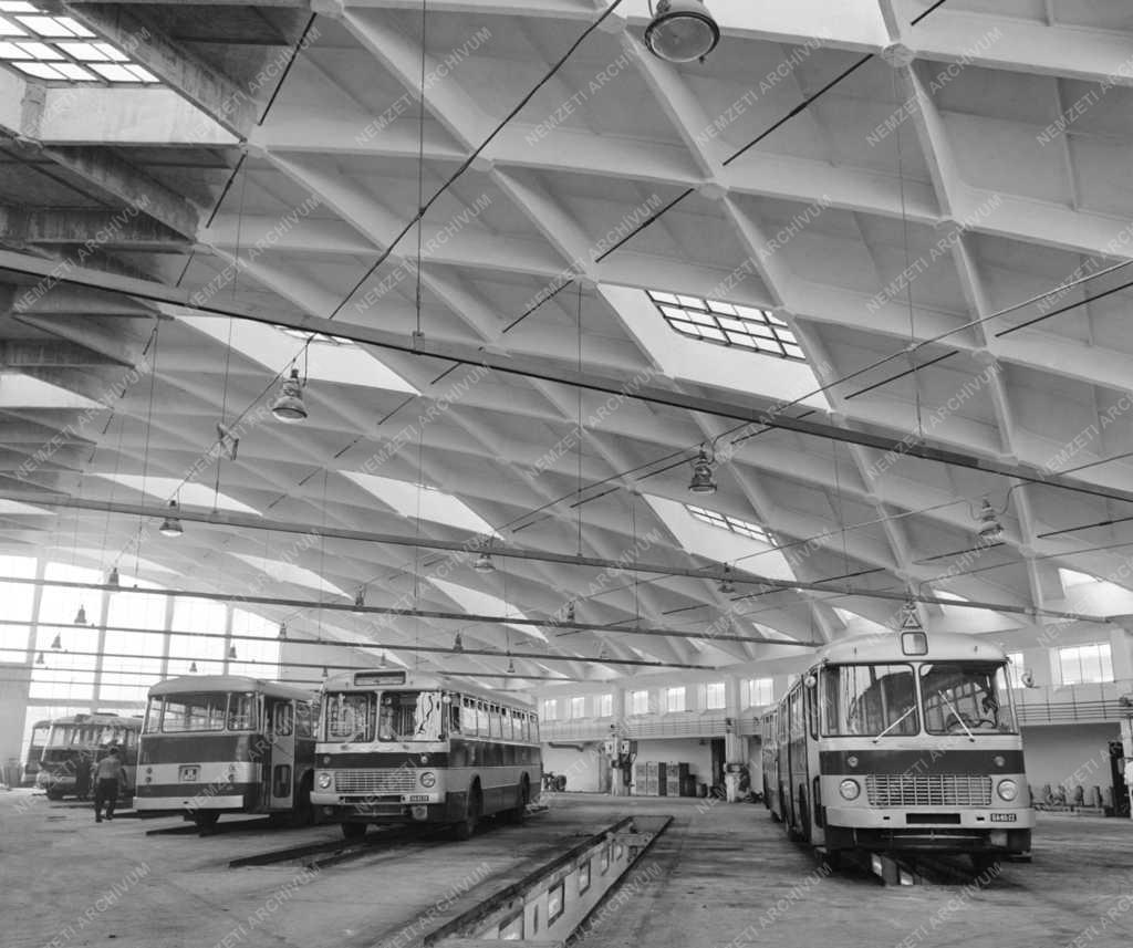 Járműipar - Óbudai autóbuszgarázs