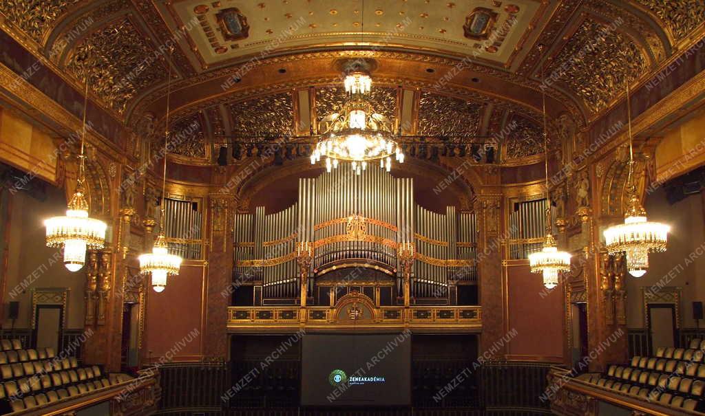 A Zeneakadémia Nagyterme