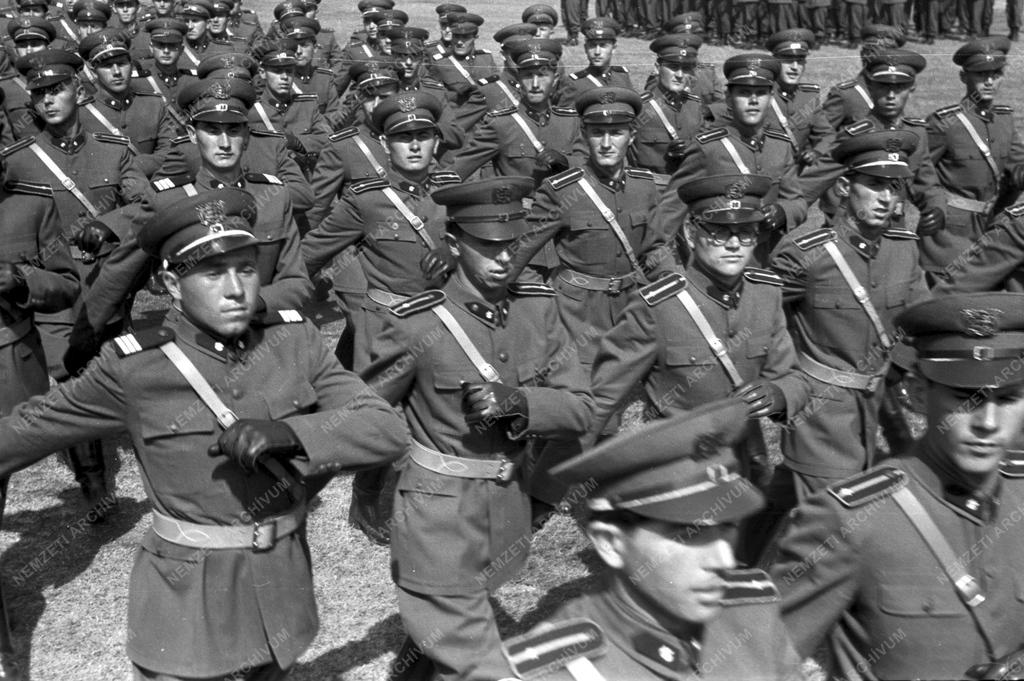 Belpolitika - Tisztavatás a Kossuth Akadémián