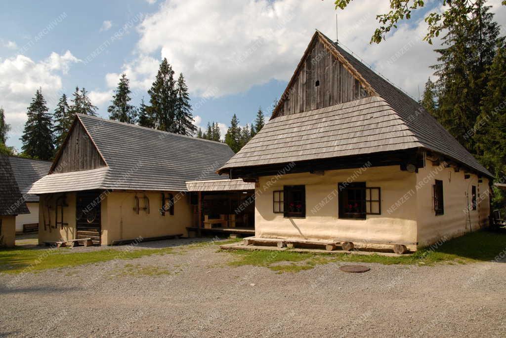 Szlovákia - Zuberec - Árvai Falumúzeum
