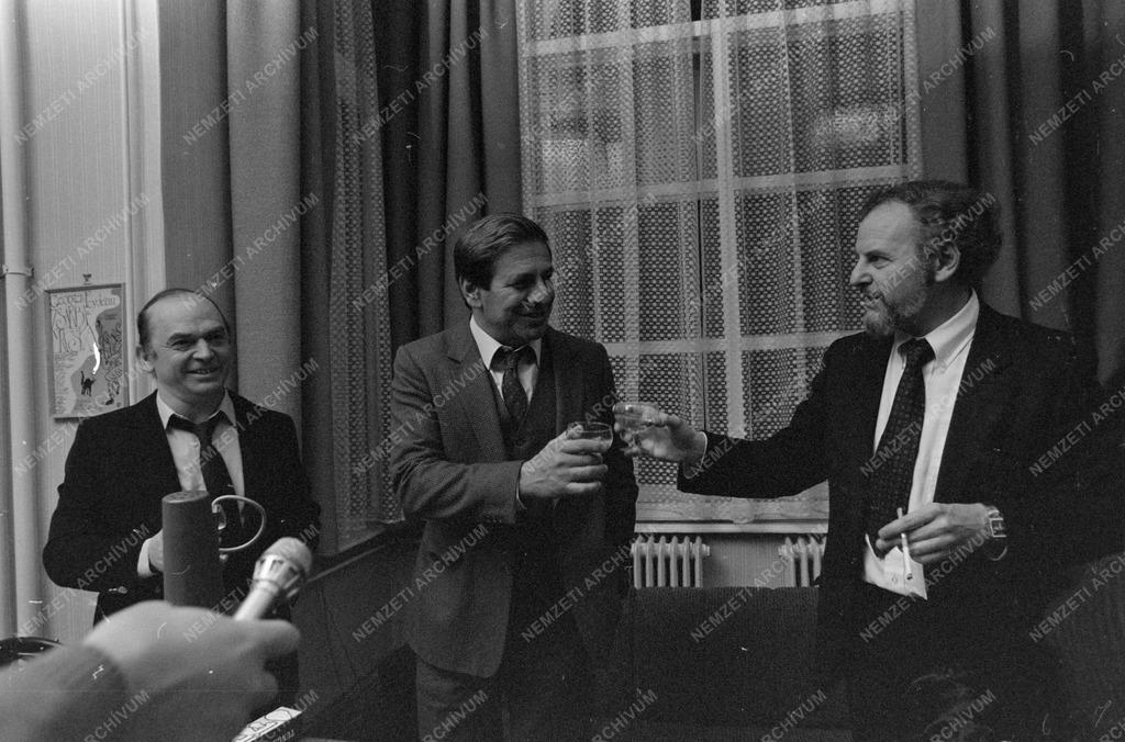 Kultúra - Az izraeli Chaim Topol és Bodrogi Gyula színművészek