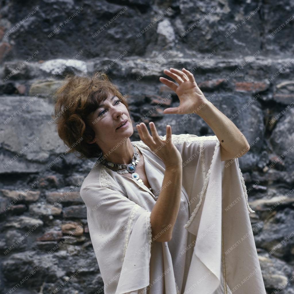 Kultúra - Csernus Mariann színművész