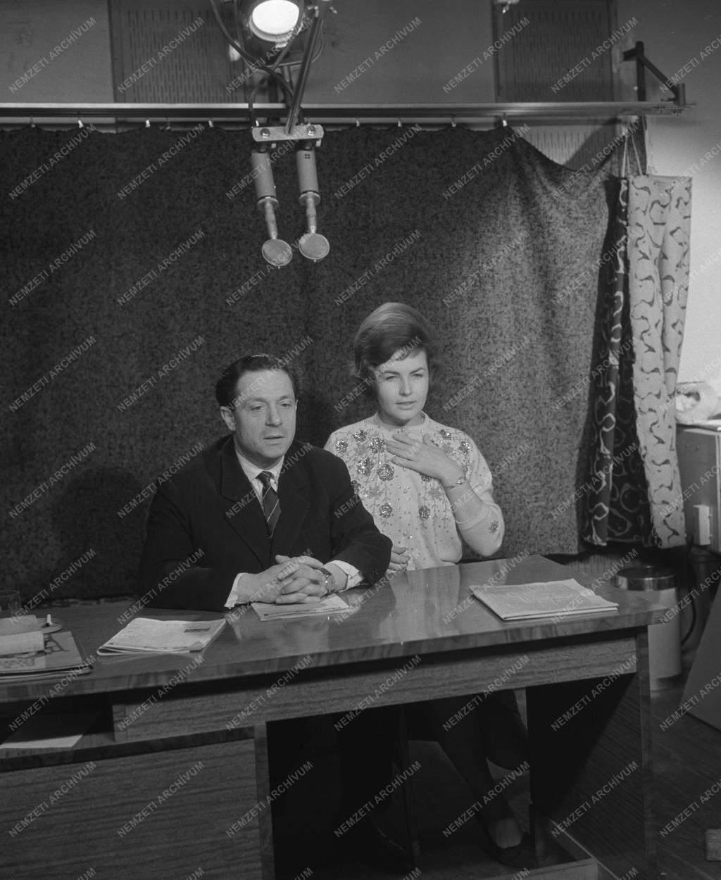Új arcok a televízió képernyőjén - bemondók