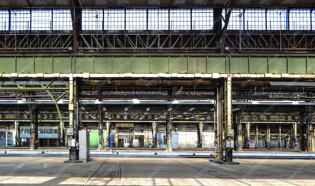 Épület - Budapest - Az Eiffel-csarnok