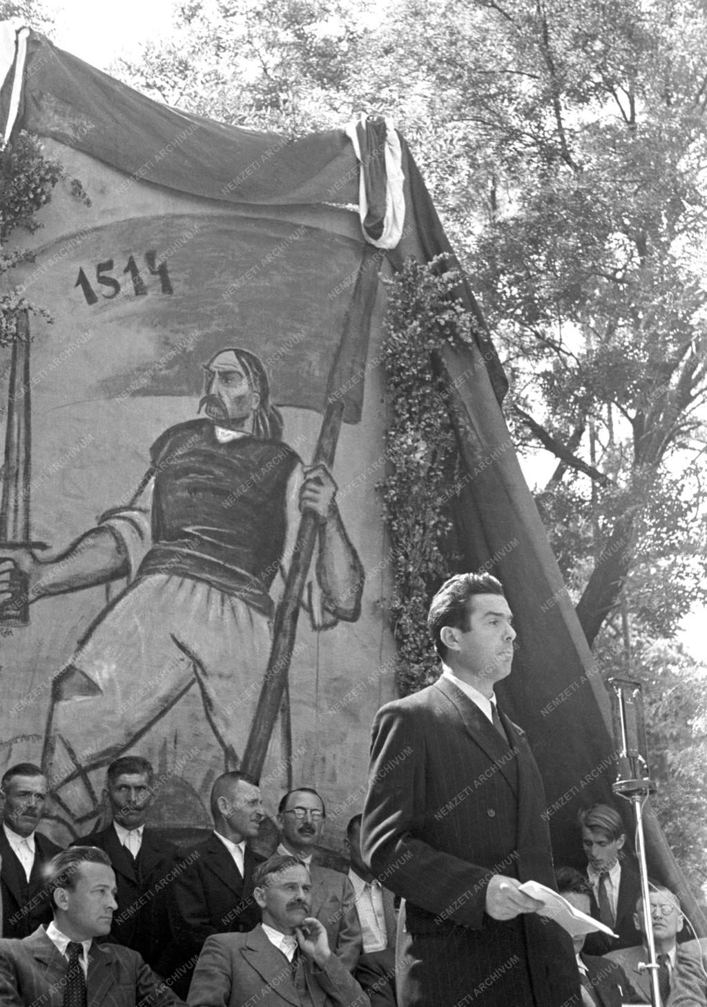 Történelem - Dózsa György emlékünnep Cegléden