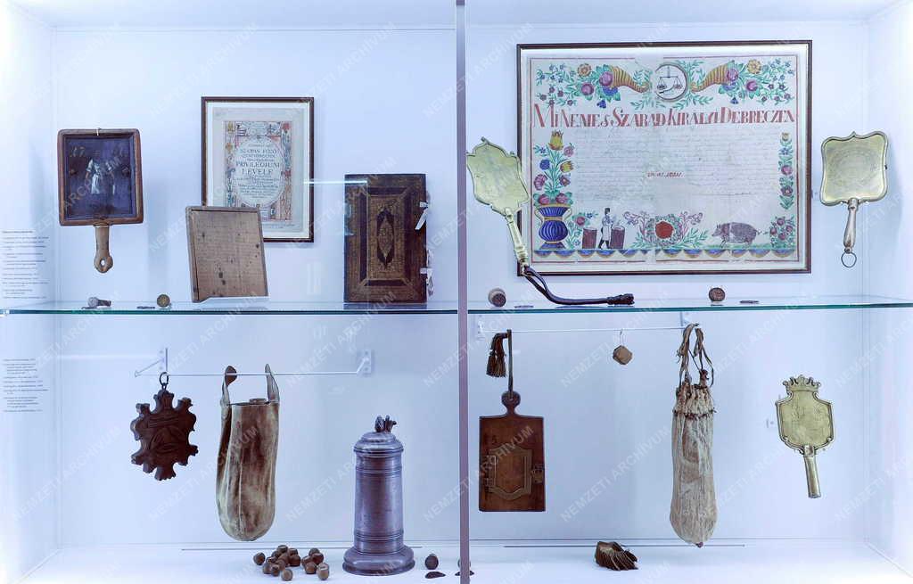 Kultúra - Debrecen - Új állandó kiállítás a Déri Múzeumban