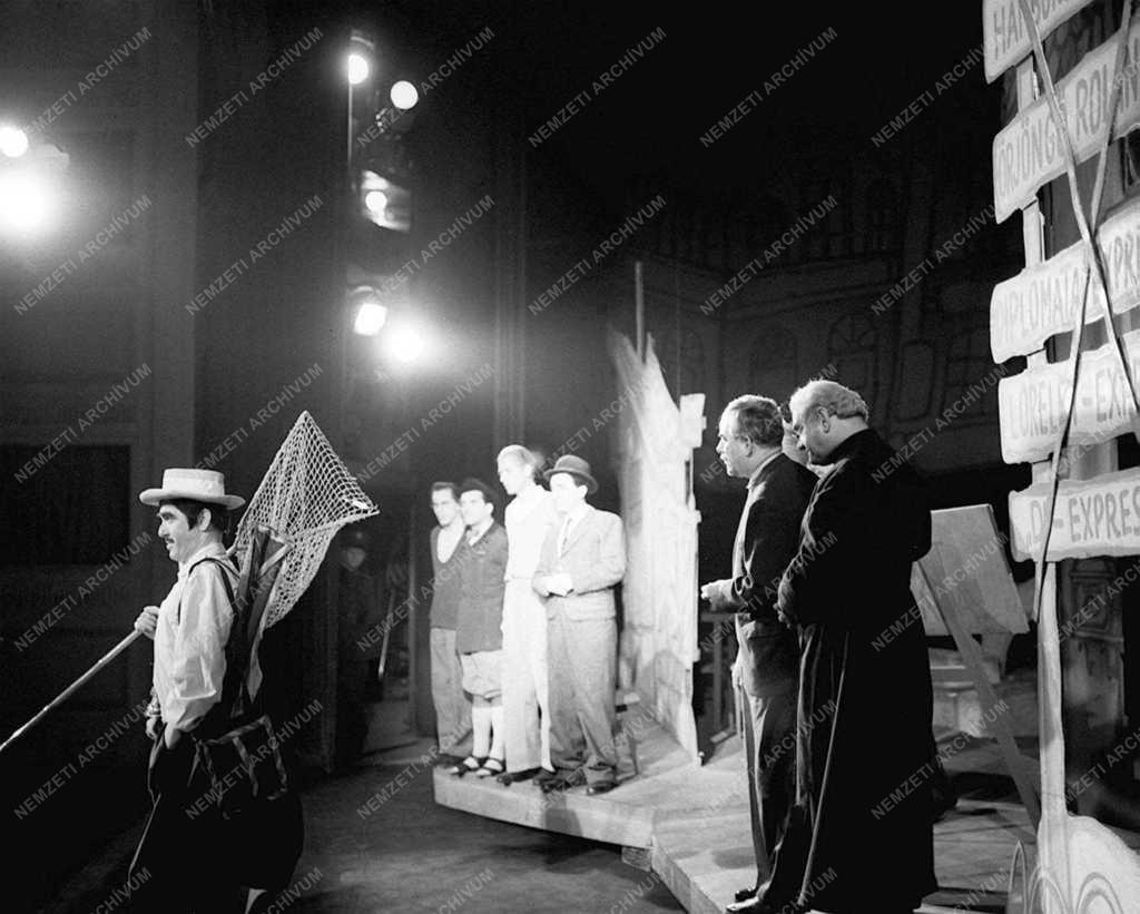 Magyar Néphadsereg Színházában