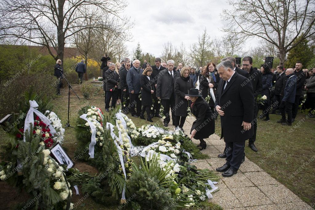 Schmidt Csaba búcsúztatása