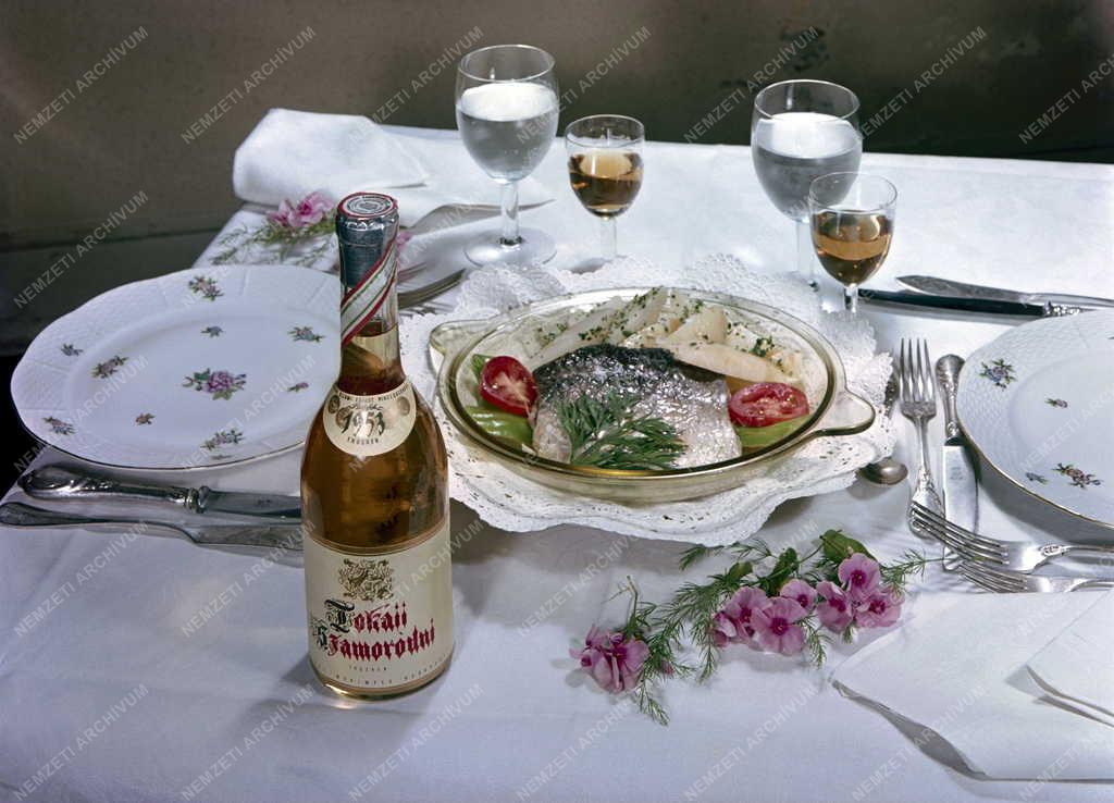 Borászat - Reklám – Tokaji Szamorodni