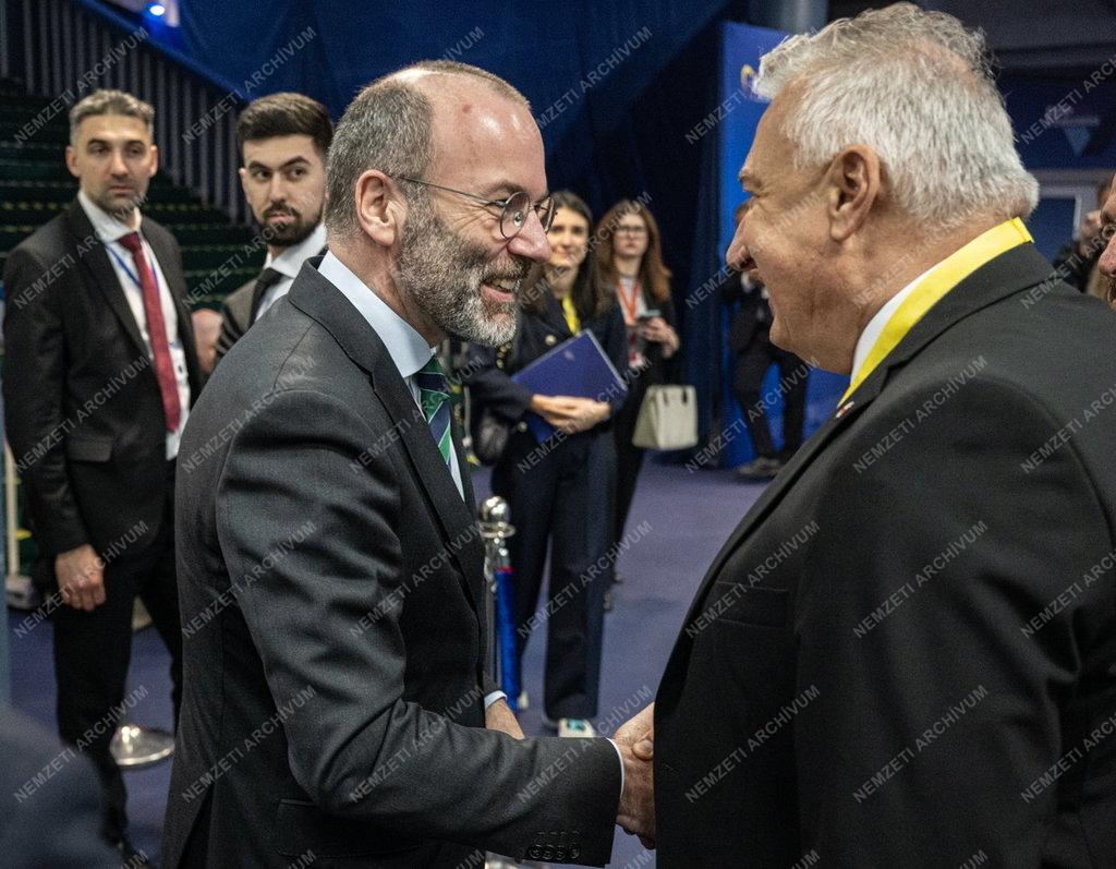 Az Európai Néppárt (EPP) kongresszusa Bukarestben