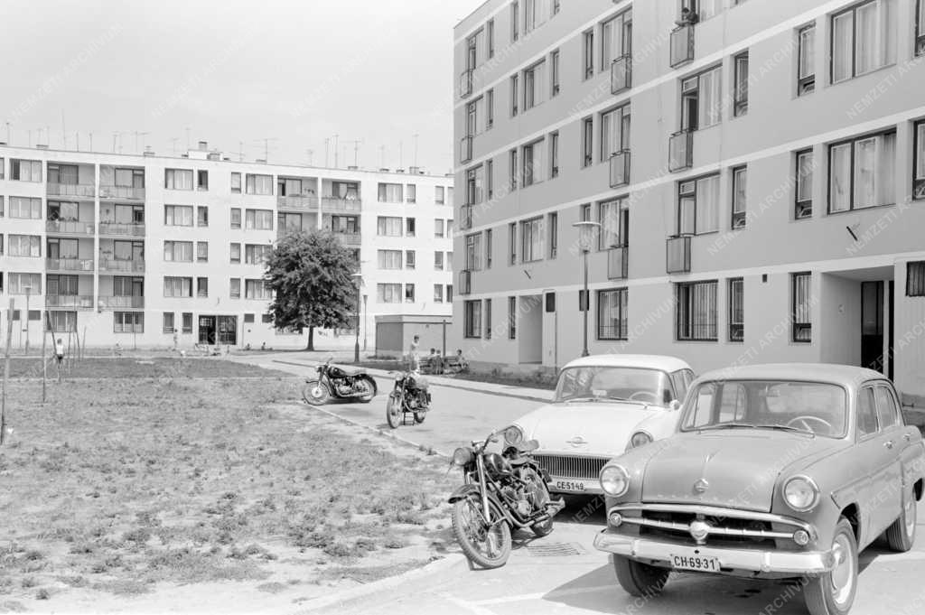 Városkép-életkép - Kaposvári lakótelep