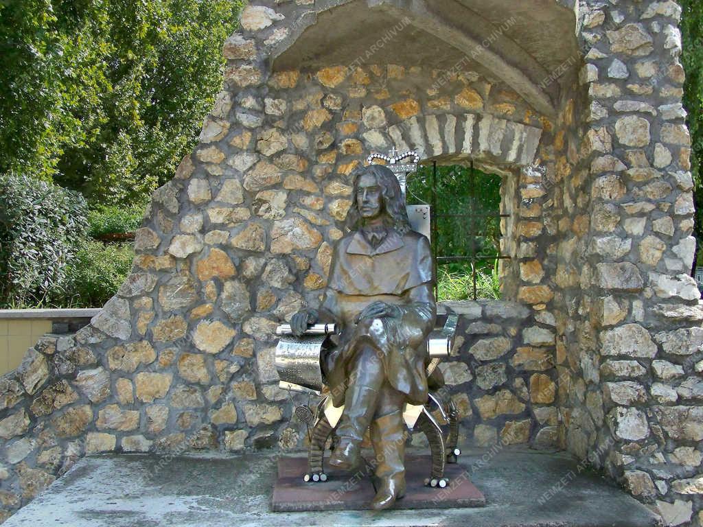 Műalkotás - Siófok - Varga Imre Rákóczi-szobra