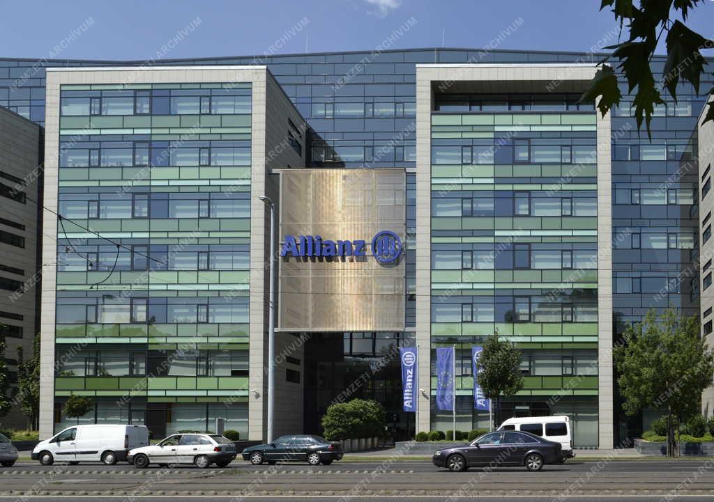 Budapest - Az Allianz Hungária Biztosító Zrt. irodaháza