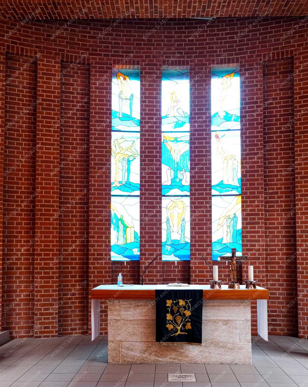 Egyház - Budapest - Budahegyvidéki Evangélikus Egyházközség temploma