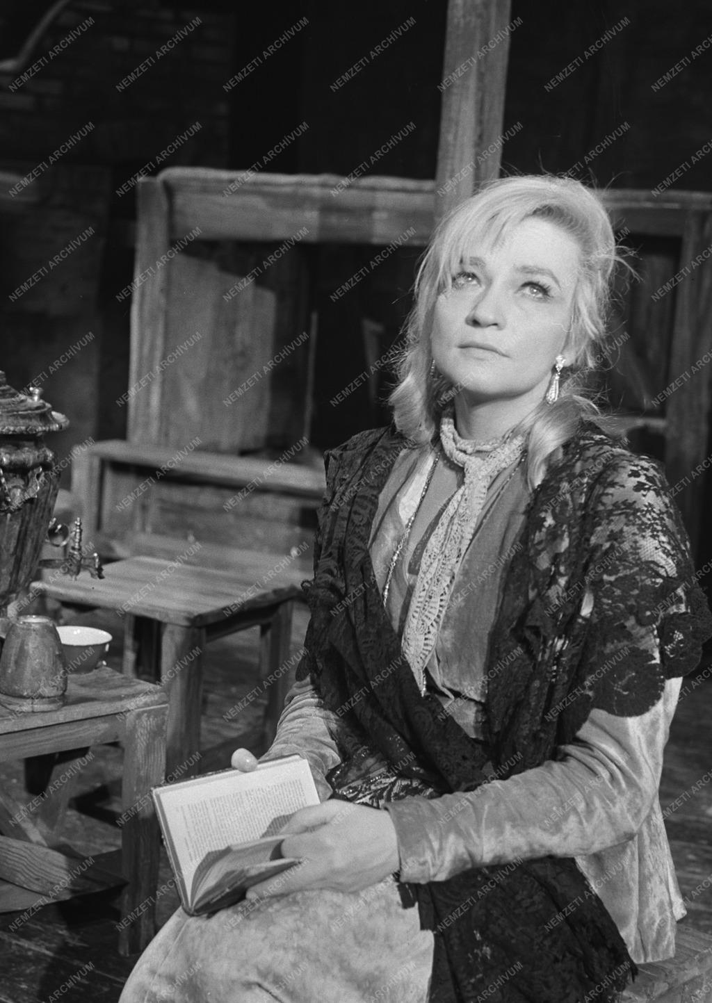 Kultúra - Színház - Gorkij: Éjjeli menedékhely