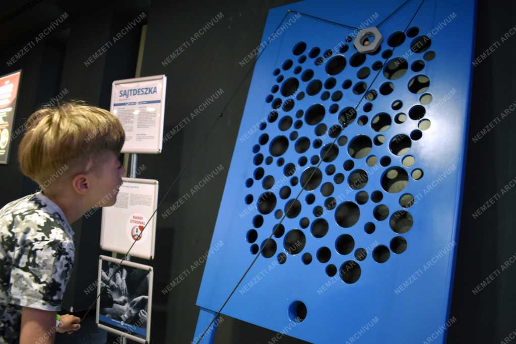 Szabadidő - Budapest - Csodák Palotája