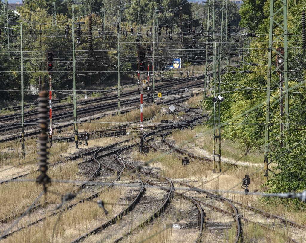 Közlekedés - Budapest - Királyvágány