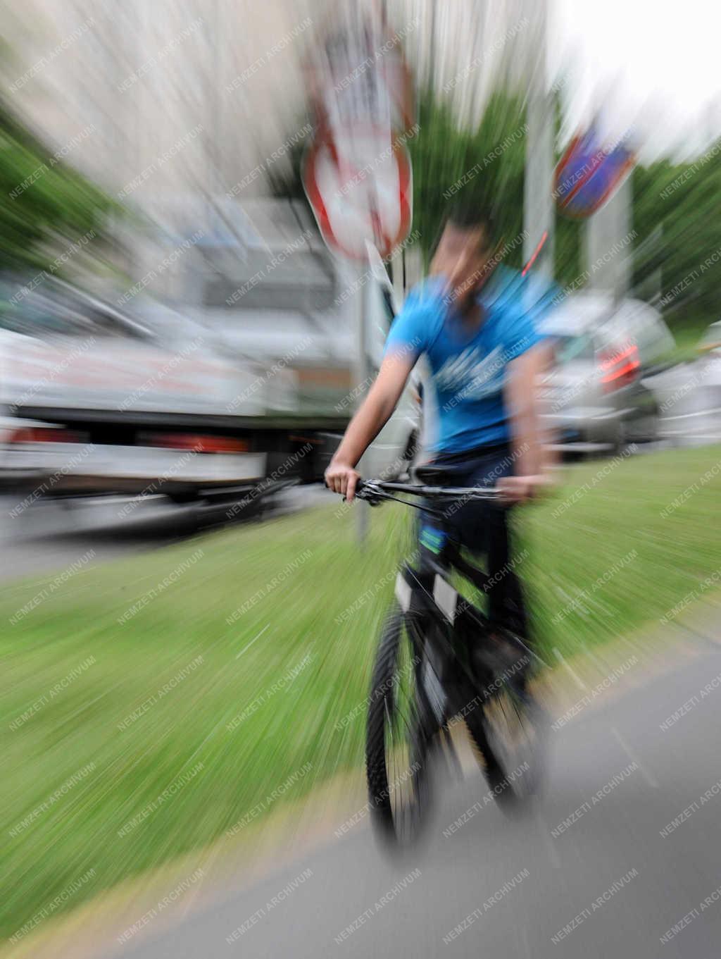 Közlekedés - Debrecen - Kerékpárút-hálózat bővítés