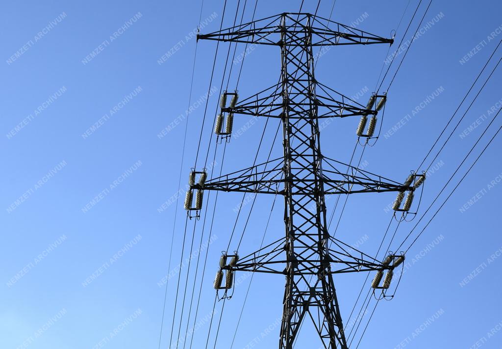 Villamosenergia - Elektromos távvezeték